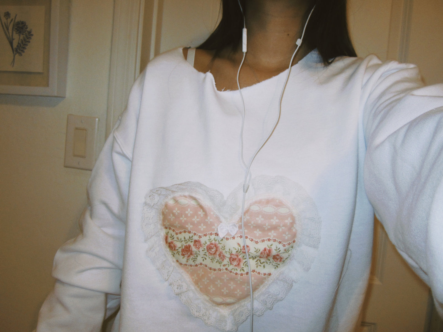 Heart Is Full Crewneck (Rose)